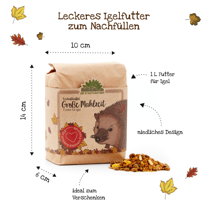 Bolsa de papel con un lindo diseño de erizo, llena de comida para erizos y un poco de comida seca al lado; dimensiones de la bolsa e información mostradas en alemán.