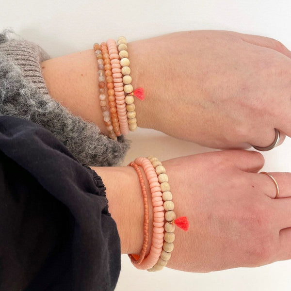 Pulsera con borla